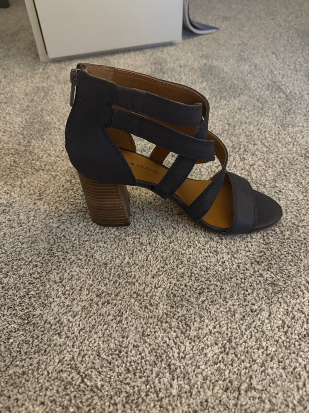lucky brand blue heel size 8.5